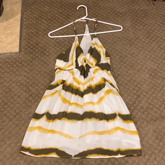 Vix Lux Beach Cover Up With In White, Gold & Brown Size Small Petite - Picture 3 of 9